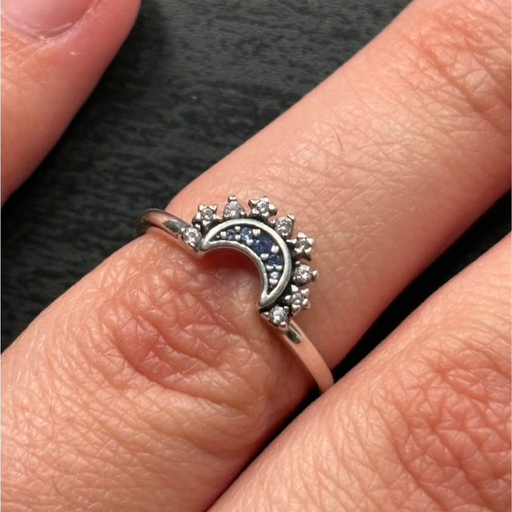 PANDORA SILVER MOON RING SIZE 6